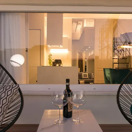 Duomo Luxury Terrace Apartment Florence